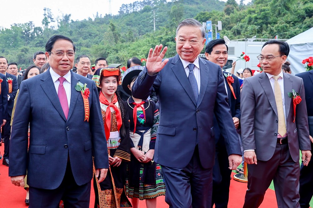 Tổng Bí thư Tô Lâm dự Lễ khởi công, động thổ đồng loạt các trường nội trú liên cấp biên giới - ảnh 1