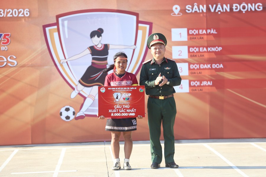 Đak Đoa lên ngôi vô địch Giải bóng đá nữ các dân tộc thiểu số Gia Lai 2026 - ảnh 4