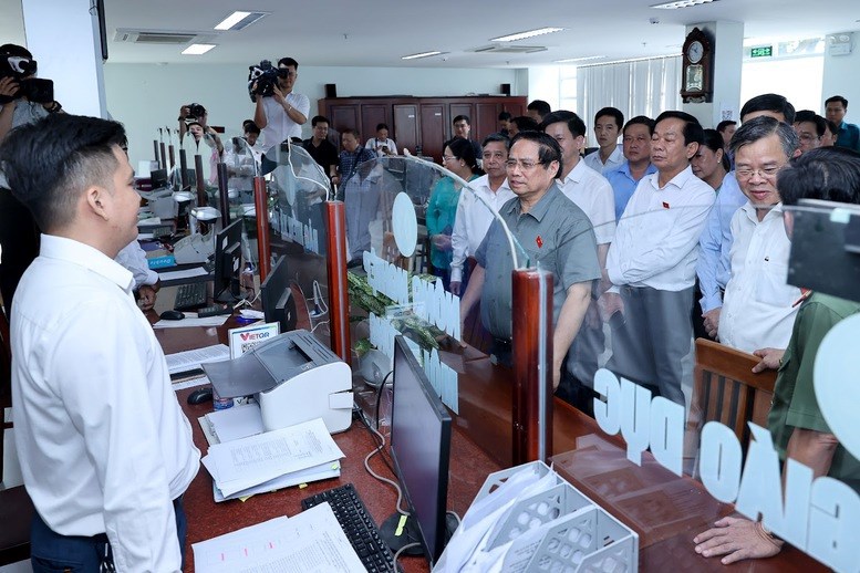 Bài viết của Thủ tướng Phạm Minh Chính: Tăng tốc bứt phá, quyết tâm thực hiện thắng lợi Nghị quyết Đại hội XIV của Đảng - ảnh 15