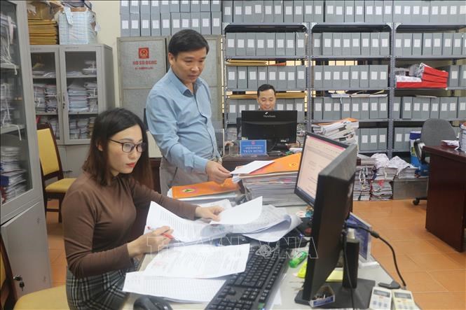 Nghị quyết của Chính phủ: Sắp xếp tinh gọn các tổ chức bên trong các cơ quan, tổ chức, bảo đảm yêu cầu tinh, gọn, mạnh - ảnh 1