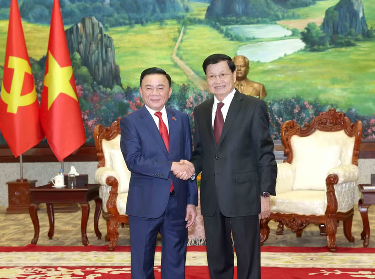 Thường trực Ban Bí thư Trần Cẩm Tú hội kiến với lãnh đạo cấp cao Lào - ảnh 1