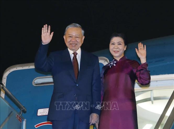 Tổng Bí thư, Chủ tịch nước Tô Lâm và phu nhân lên đường thăm cấp Nhà nước đến Trung Quốc - ảnh 1