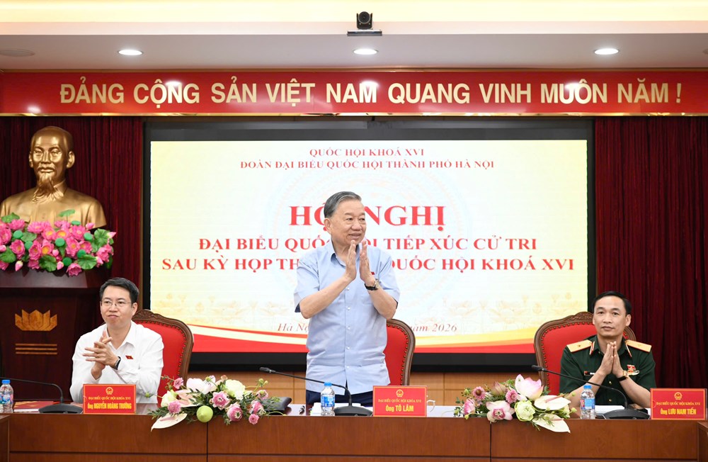 Tổng Bí thư, Chủ tịch nước Tô Lâm: Với Hà Nội, phát triển kinh tế không thể tách rời phát triển văn hóa và con người - ảnh 2