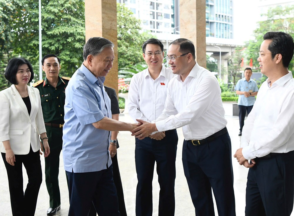 Tổng Bí thư, Chủ tịch nước Tô Lâm: Với Hà Nội, phát triển kinh tế không thể tách rời phát triển văn hóa và con người - ảnh 1