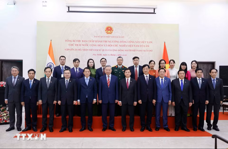 Tổng Bí thư, Chủ tịch nước Tô Lâm gặp gỡ cộng đồng người Việt Nam tại Ấn Độ - ảnh 5