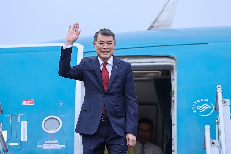 Thủ tướng Chính phủ Lê Minh Hưng lên đường dự Hội nghị Cấp cao ASEAN  - ảnh 1