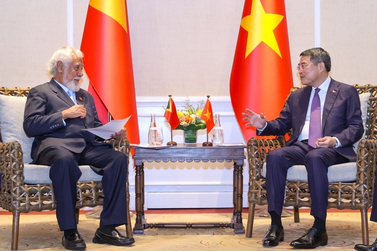 Thủ tướng Lê Minh Hưng tiếp xúc song phương với các nhà lãnh đạo ASEAN - ảnh 4