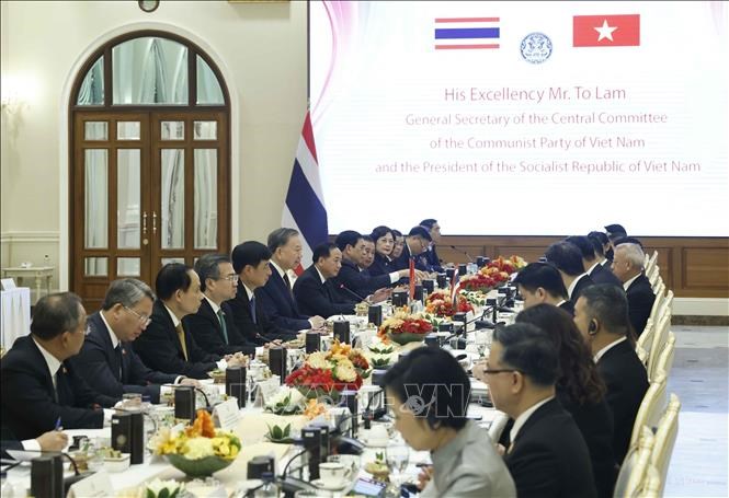 Tổng Bí thư, Chủ tịch nước Tô Lâm hội đàm với Thủ tướng Thái Lan Anutin Charnvirakul - ảnh 1