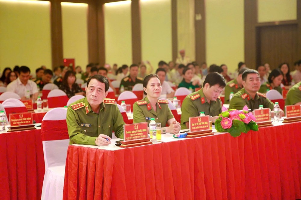 Công tác dư luận xã hội phải đi trước một bước, nhận diện sớm các vấn đề tiềm ẩn, nguy cơ - ảnh 4
