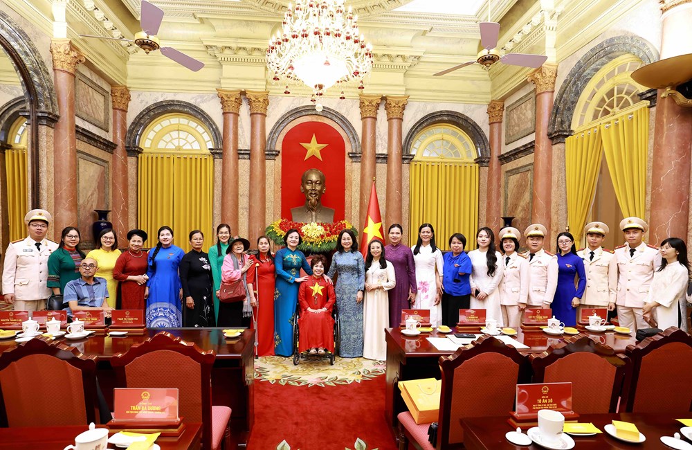 Tổng Bí thư, Chủ tịch nước Tô Lâm: Nuôi dưỡng việc tốt, lan tỏa sự tử tế, xây dựng niềm tin - ảnh 3