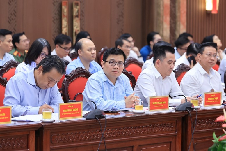 Thủ tướng: Mỗi phần trăm tăng trưởng của Hà Nội đóng góp rất quan trọng mục tiêu tăng trưởng "2 con số" của cả nước - ảnh 3