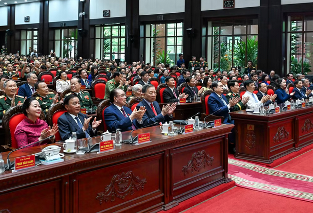 Tổng Bí thư, Chủ tịch nước Tô Lâm trao Huân chương Hồ Chí Minh tặng Hội Cựu chiến binh Việt Nam - ảnh 2