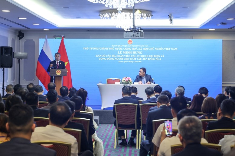 Thủ tướng Lê Minh Hưng gặp mặt các cơ quan đại diện và cộng đồng người Việt Nam tại Liên bang Nga - ảnh 2