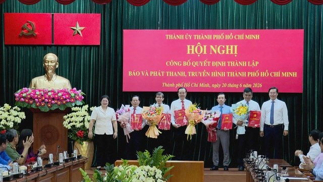 Công bố quyết định thành lập Báo và Phát thanh, Truyền hình TP.HCM - ảnh 1