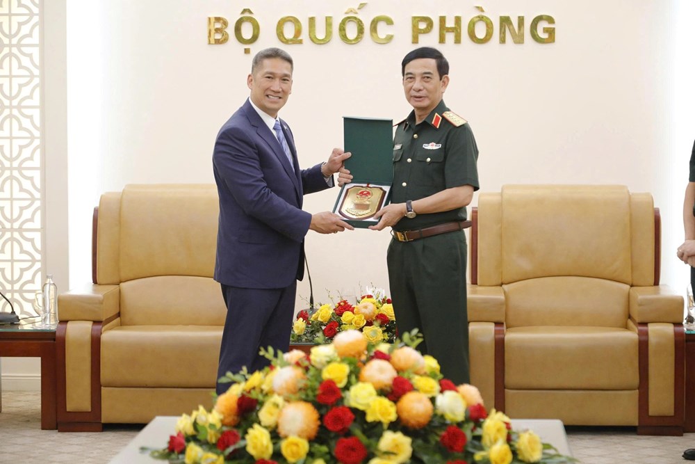 Đại tướng Phan Văn Giang tiếp quyền Bộ trưởng Bộ Hải quân Hoa Kỳ Hùng Cao - ảnh 2