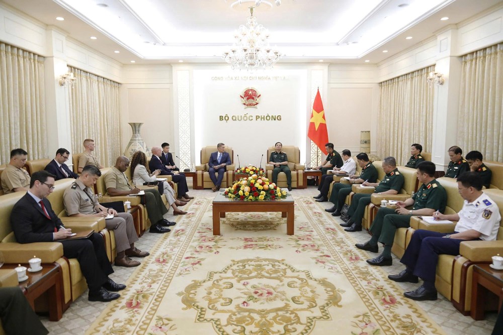 Đại tướng Phan Văn Giang tiếp quyền Bộ trưởng Bộ Hải quân Hoa Kỳ Hùng Cao - ảnh 1