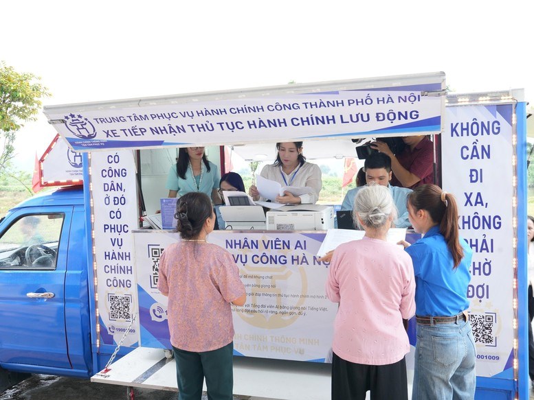 Từ vụ việc "yêu cầu cụ 97 tuổi đến phường làm thủ tục", Phó Thủ tướng chỉ đạo khẩn - ảnh 1