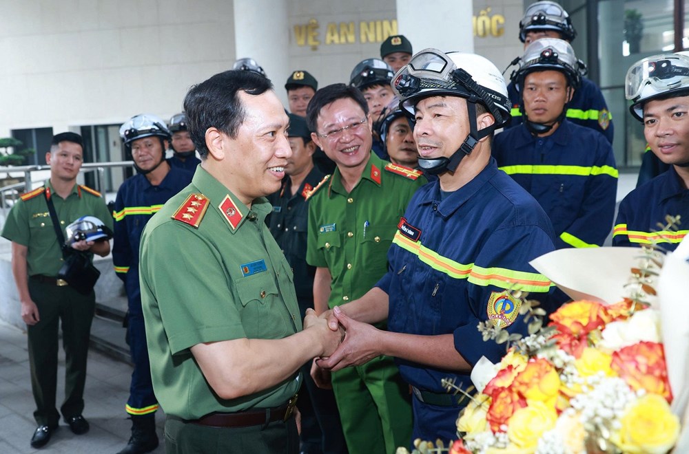 Bộ Công an xuất quân thực hiện nhiệm vụ cứu nạn, cứu hộ tại Venezuela - ảnh 3