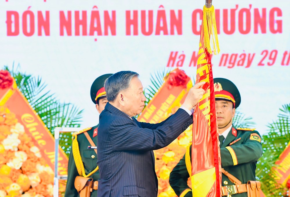 Tổng Bí thư, Chủ tịch nước Tô Lâm dự Lễ kỷ niệm 80 năm Ngày truyền thống Bộ đội Pháo binh - Tên lửa - ảnh 5