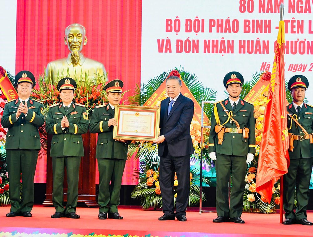 Tổng Bí thư, Chủ tịch nước Tô Lâm dự Lễ kỷ niệm 80 năm Ngày truyền thống Bộ đội Pháo binh - Tên lửa - ảnh 6