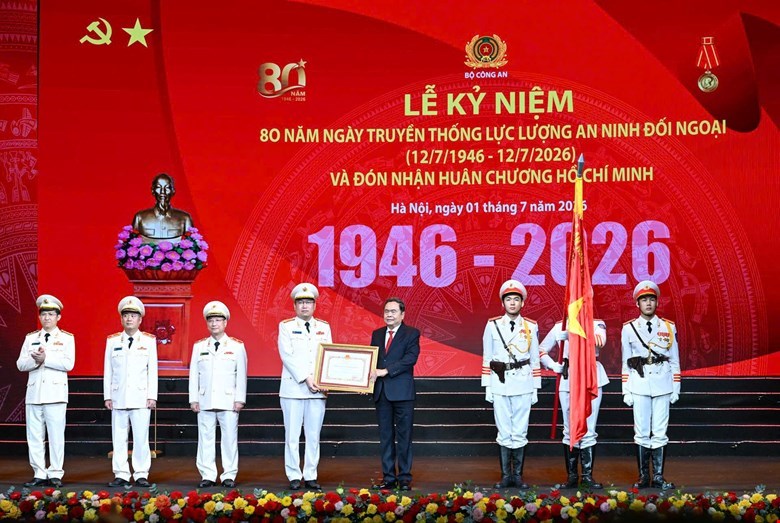 Lực lượng An ninh đối ngoại kỷ niệm 80 năm Ngày truyền thống và đón nhận Huân chương Hồ Chí Minh lần thứ ba - ảnh 3