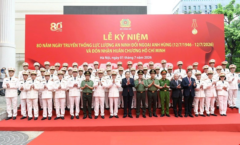Lực lượng An ninh đối ngoại kỷ niệm 80 năm Ngày truyền thống và đón nhận Huân chương Hồ Chí Minh lần thứ ba - ảnh 5