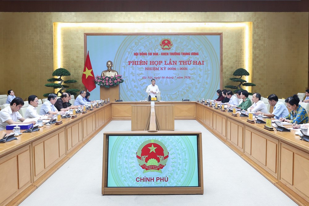 Thủ tướng: Tất cả các phong trào thi đua chỉ thực chất nếu xuất phát từ cơ sở - ảnh 1