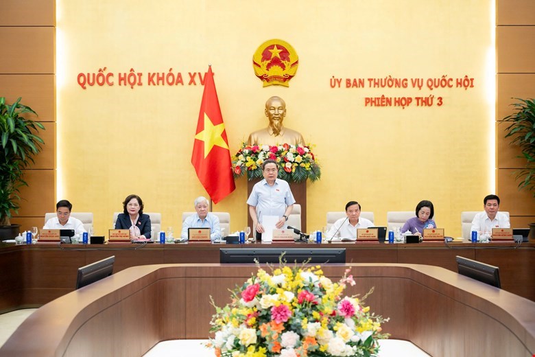 Ủy ban Thường vụ Quốc hội sẽ cho ý kiến về dự án Luật sửa đổi, bổ sung một số điều của Luật Xuất bản - ảnh 1