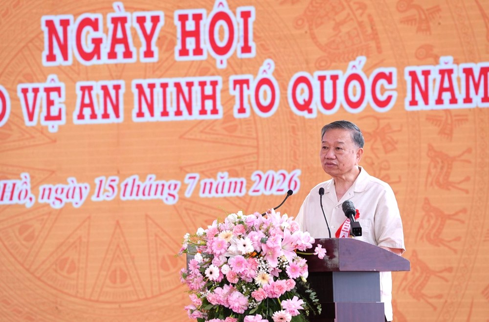Ngày hội toàn dân bảo vệ an ninh Tổ quốc không chỉ phong trào mà trở thành việc làm thường xuyên của nhân dân - ảnh 2