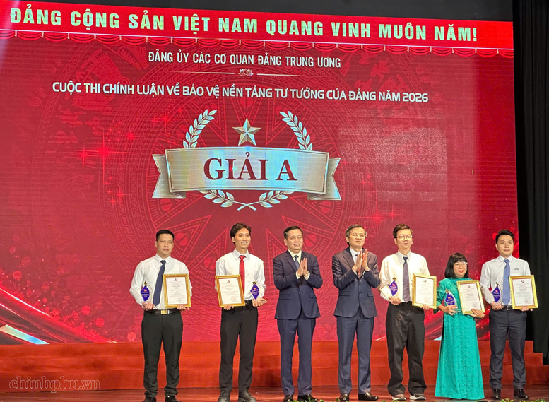 Tôn vinh 34 tác phẩm đoạt giải Cuộc thi chính luận bảo vệ nền tảng tư tưởng của Đảng - ảnh 1