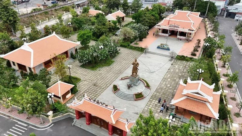 Hội thảo khoa học Vai trò của Thống suất Lễ Thành hầu Nguyễn Hữu Cảnh đối với vùng đất Nam Bộ - ảnh 3
