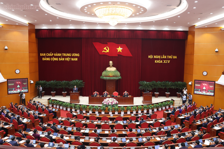 Thông cáo báo chí về ngày làm việc thứ nhất Hội nghị Trung ương 3 khoá XIV - ảnh 1