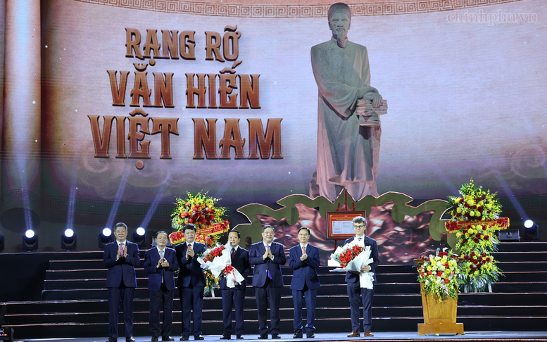 Lễ Kỷ niệm cấp quốc gia 300 năm ngày sinh Danh nhân văn hóa Lê Quý Đôn - ảnh 5