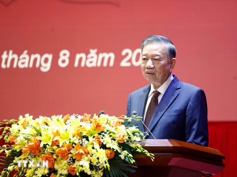 Từng Ủy viên Trung ương phải đặt lợi ích chung lên trên hết - ảnh 1