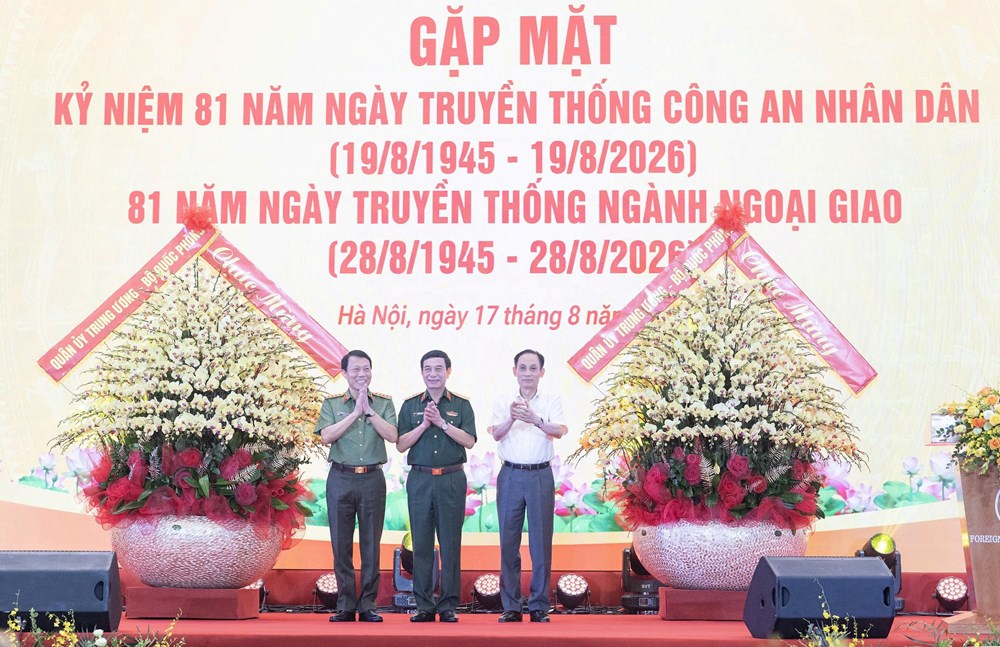 Tổng Bí thư, Chủ tịch nước Tô Lâm dự gặp mặt Ngày truyền thống Công an nhân dân và ngành Ngoại giao  - ảnh 3