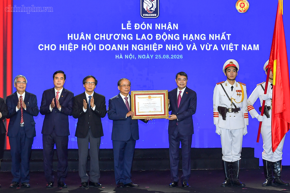 Chính phủ tiếp tục đồng hành, lắng nghe, bảo vệ quyền và lợi ích hợp pháp, chính đáng của doanh nghiệp - ảnh 4