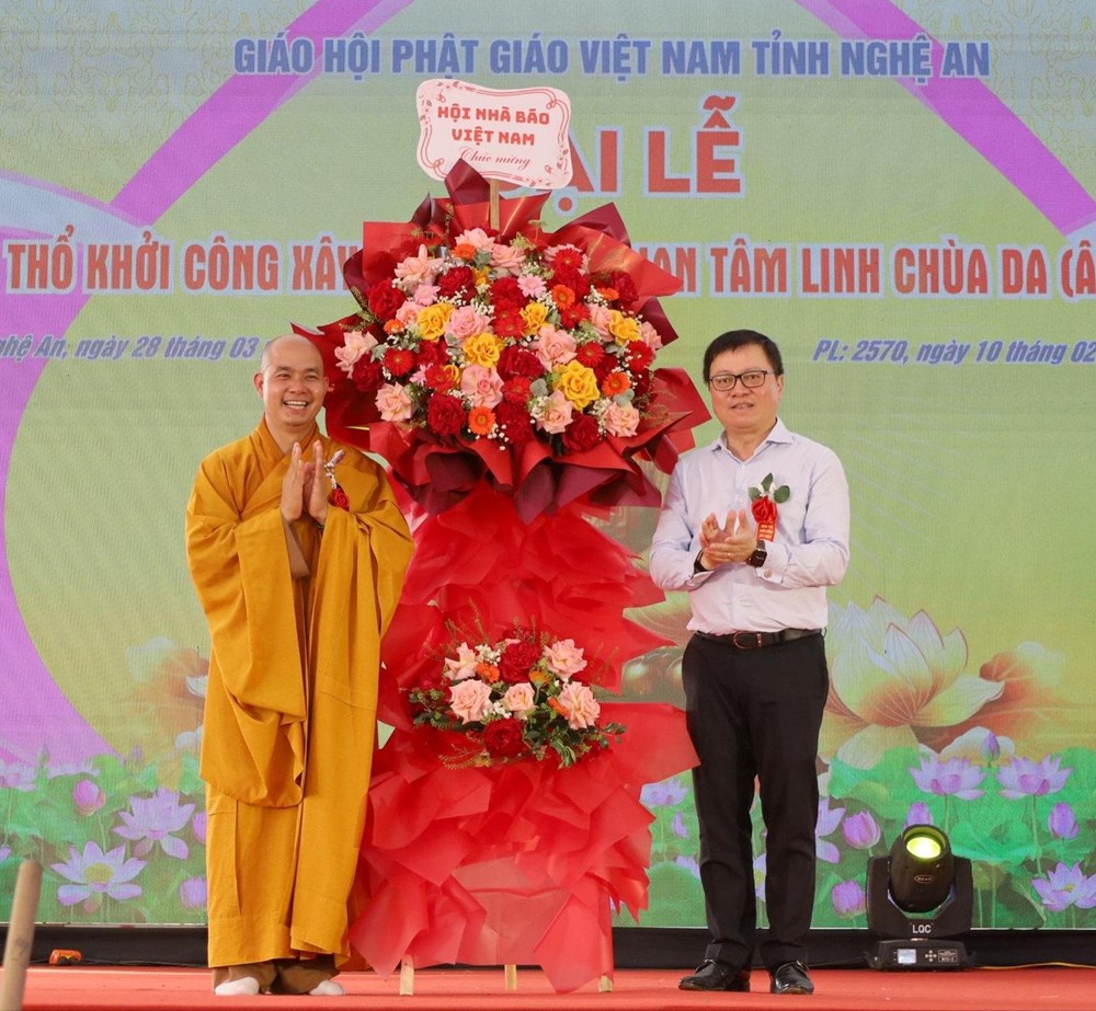Lễ hưng công xây dựng Nhà Tưởng niệm liệt sĩ nhà báo tại Nghệ An - ảnh 3