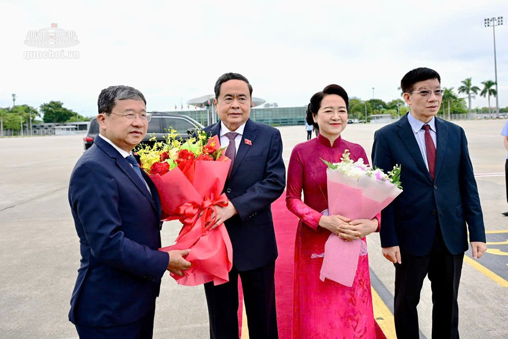 Chủ tịch Quốc hội Trần Thanh Mẫn lên đường thăm chính thức Hàn Quốc và Mông Cổ   - ảnh 2