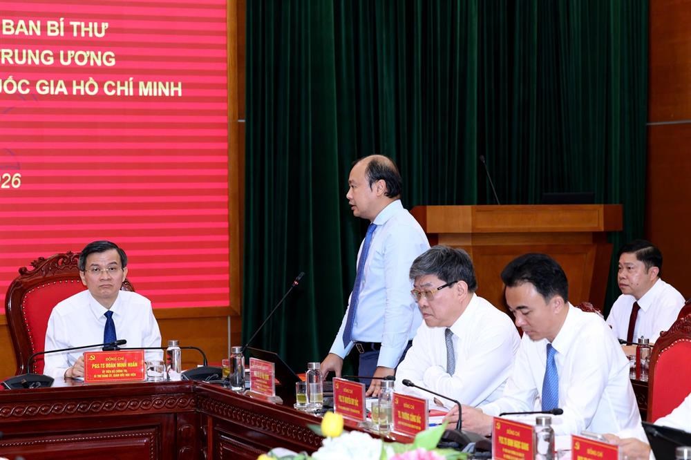 Thường trực Ban Bí thư Trần Cẩm Tú: Tăng cường rèn luyện tính Đảng, văn hóa Đảng và bản lĩnh chính trị cho học viên Trường Đảng - ảnh 3