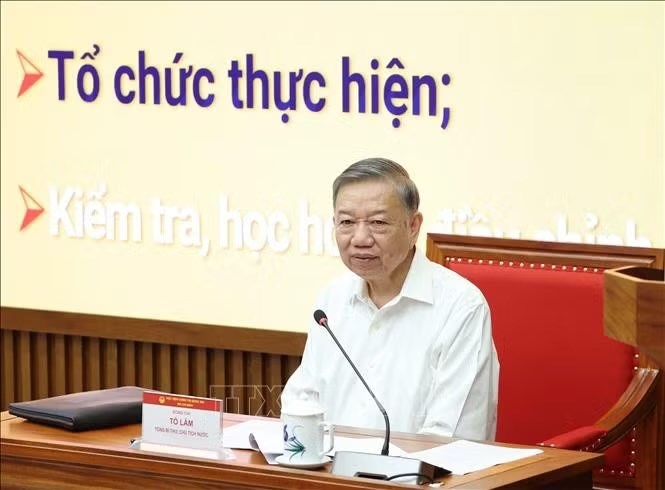 Tổng Bí thư, Chủ tịch nước truyền đạt Chuyên đề về Lãnh đạo chiến lược trong kỷ nguyên mới - ảnh 1