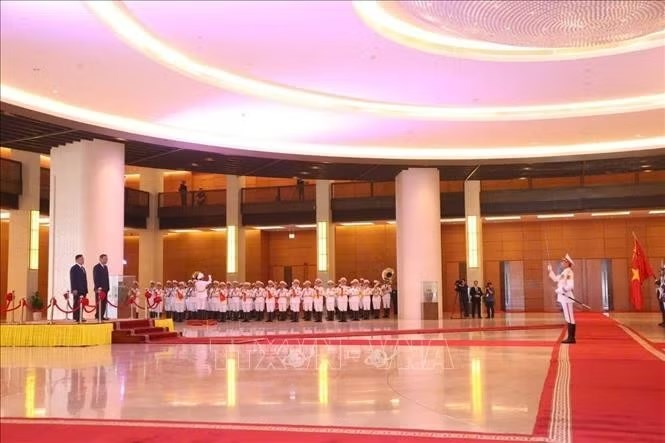 Tổng Bí thư, Chủ tịch nước Tô Lâm chủ trì Lễ đón chính thức Nhà vua Vương quốc Thái Lan và Hoàng hậu - ảnh 5