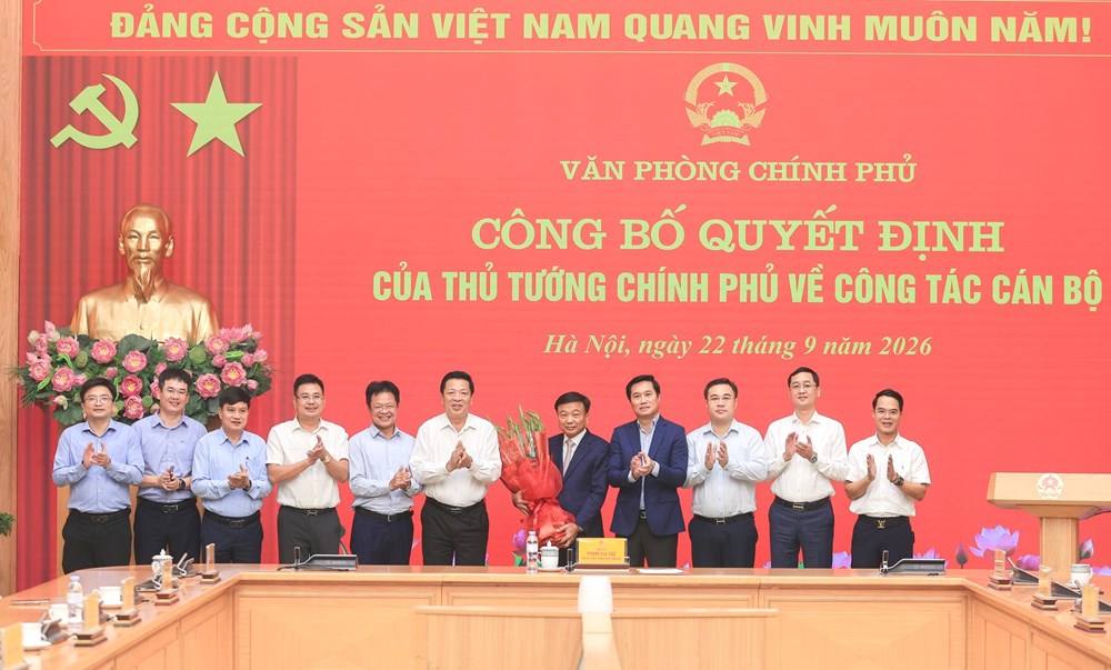 Điều động, bổ nhiệm ông Nguyễn Danh Huy giữ chức Phó Chủ nhiệm Văn phòng Chính phủ - ảnh 4