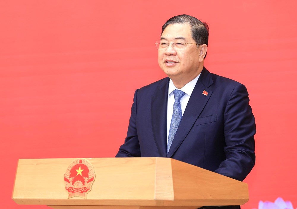 Điều động, bổ nhiệm ông Nguyễn Danh Huy giữ chức Phó Chủ nhiệm Văn phòng Chính phủ - ảnh 2
