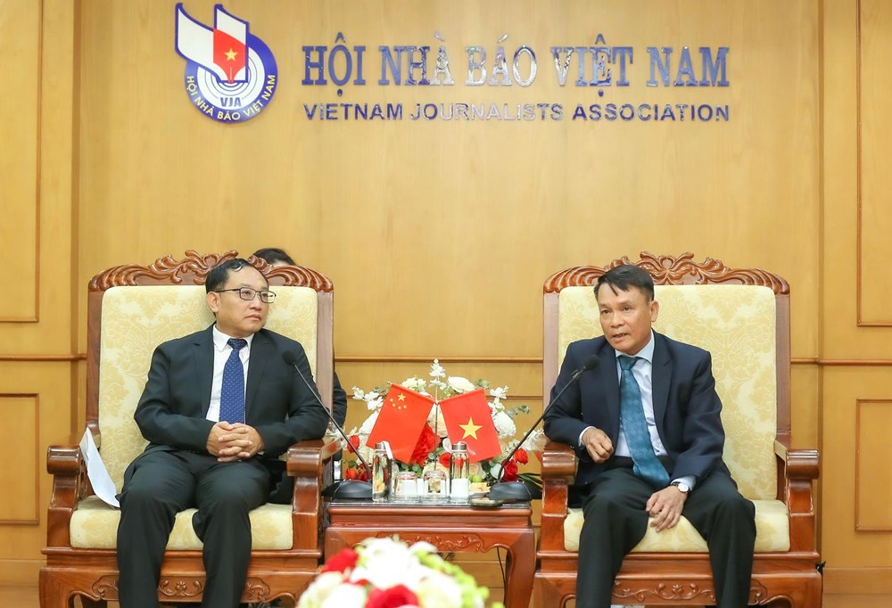 Giao lưu văn hóa, thúc đẩy hợp tác báo chí truyền thông  - ảnh 2