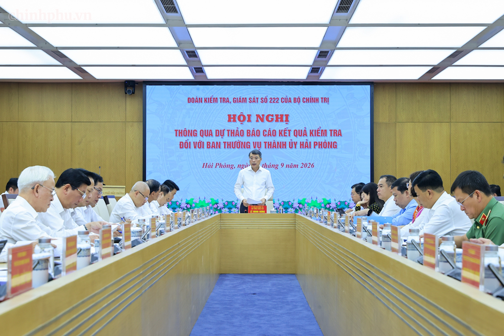 Thủ tướng: Lương, phụ cấp, chế độ chính sách với cán bộ không thể cào bằng - ảnh 1