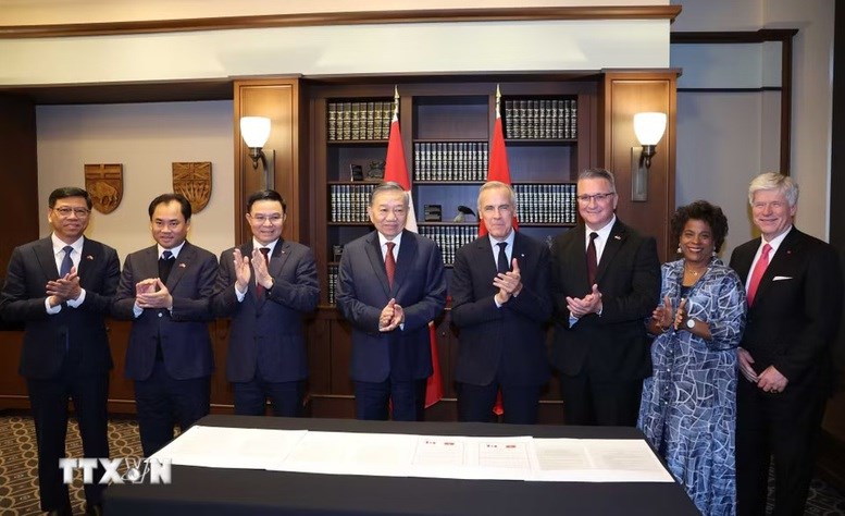 Tổng Bí thư, Chủ tịch nước Tô Lâm hội đàm với Thủ tướng Canada Mark Carney - ảnh 3