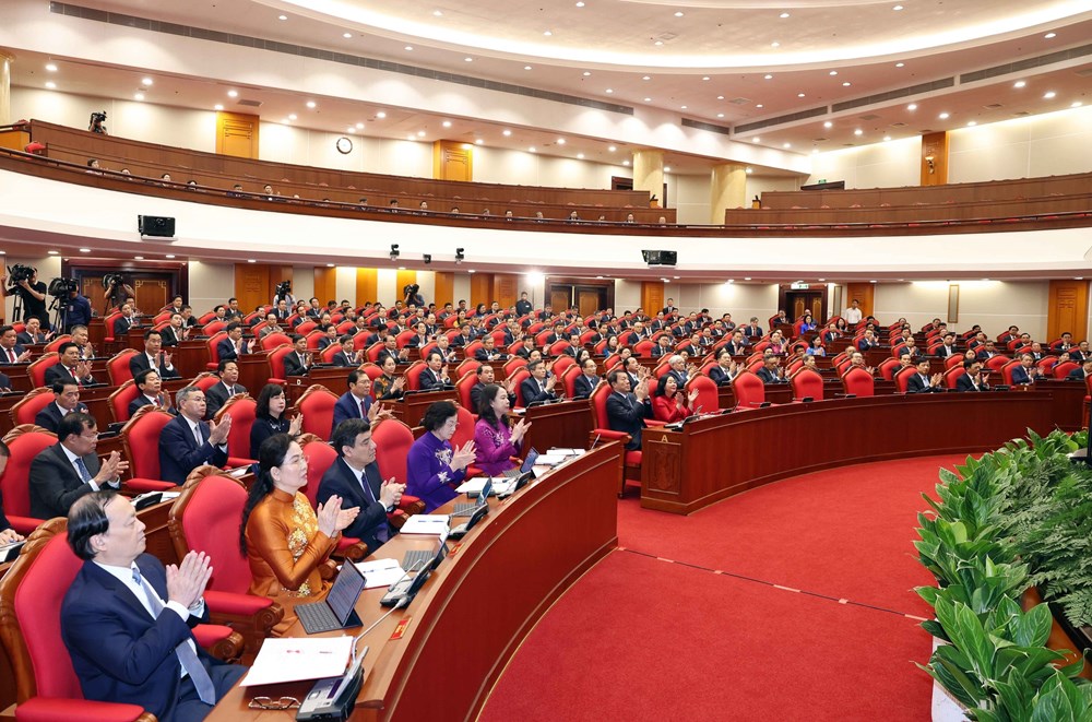 Trung ương họp về công tác cán bộ và cho chủ trương đổi tên Đảng ủy Mặt trận Tổ quốc, các đoàn thể Trung ương - ảnh 1