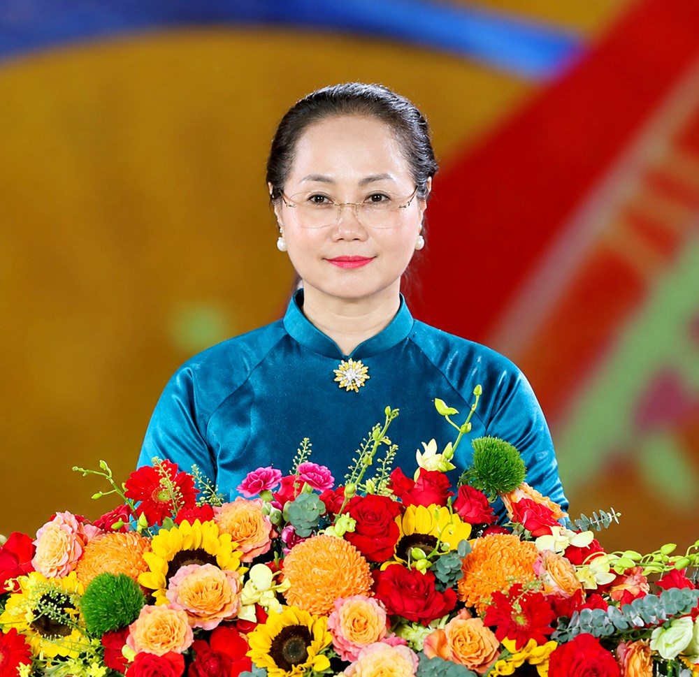 Bộ trưởng Lâm Thị Phương Thanh làm Chủ tịch Hội đồng Nhà nước xét tặng danh hiệu nghệ nhân trong lĩnh vực di sản văn hóa phi vật thể lần thứ Tư - ảnh 1