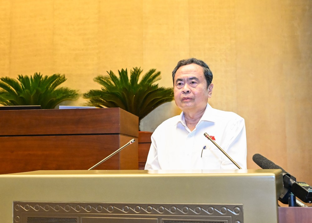 Thủ tướng Chính phủ và Chủ tịch Quốc hội gặp mặt các nữ đại biểu Quốc hội khóa XVI - ảnh 2