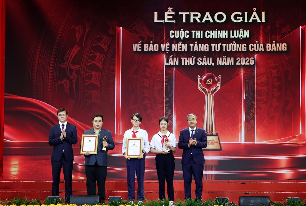 Lễ trao giải Cuộc thi chính luận về bảo vệ nền tảng tư tưởng của Đảng lần thứ Sáu năm 2026 - ảnh 9